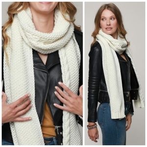 White Chunky Plush Cable Knit Scarf